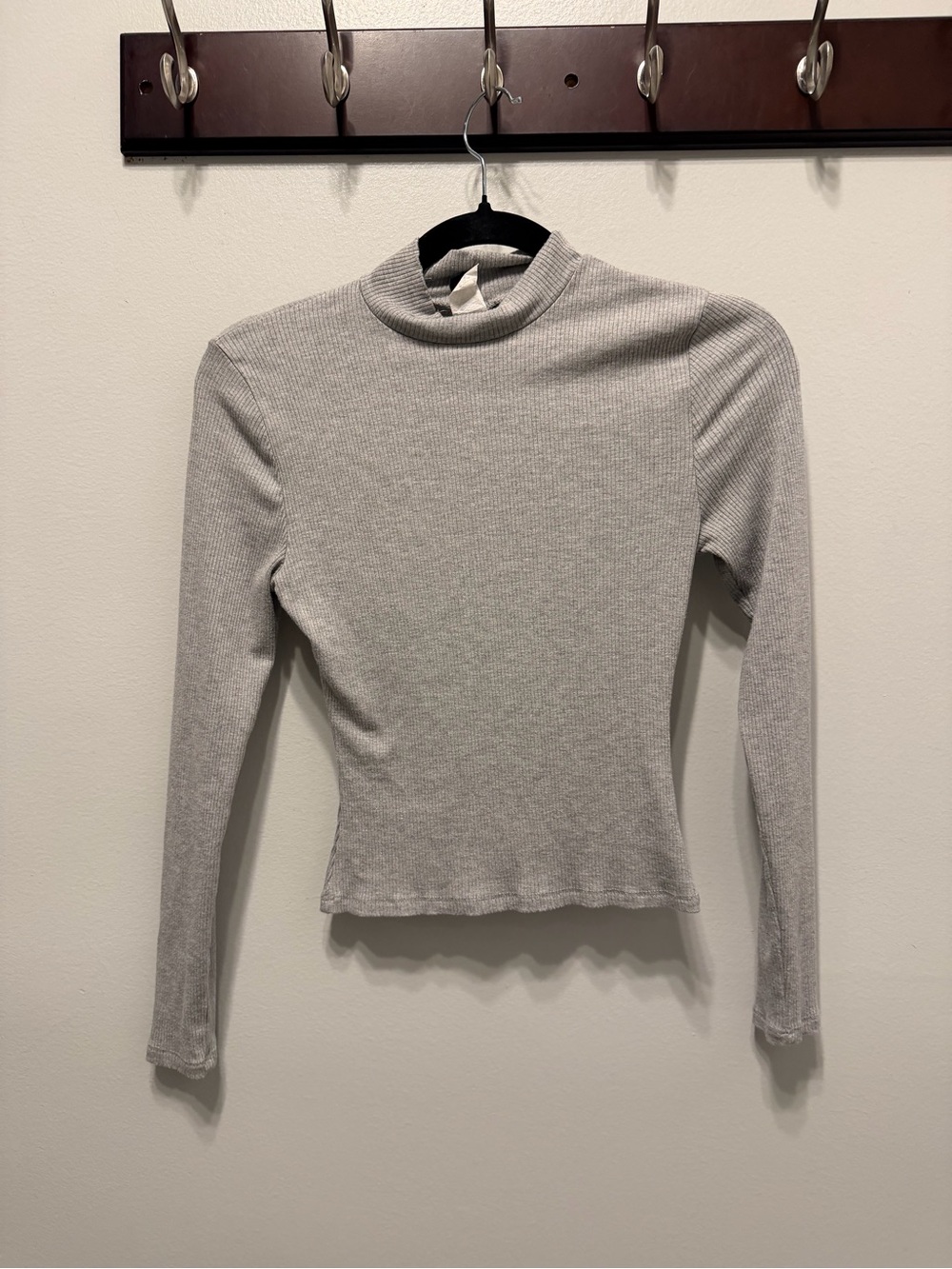 Windsor Light Gray Ribbed Mock Neck Long Sleeve Top